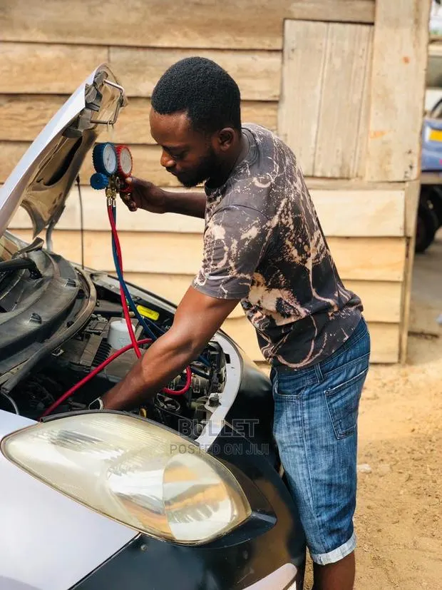 Car Air Condition and Fitting Works / Car Mechanic · Photo 1