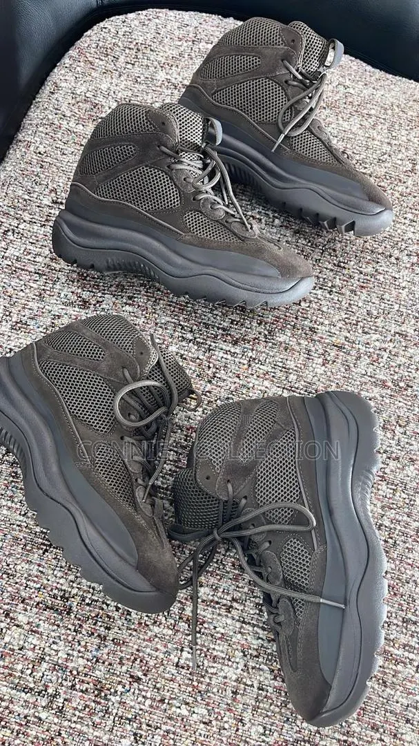 Adidas Yeezy Desert Boot · Photo 1