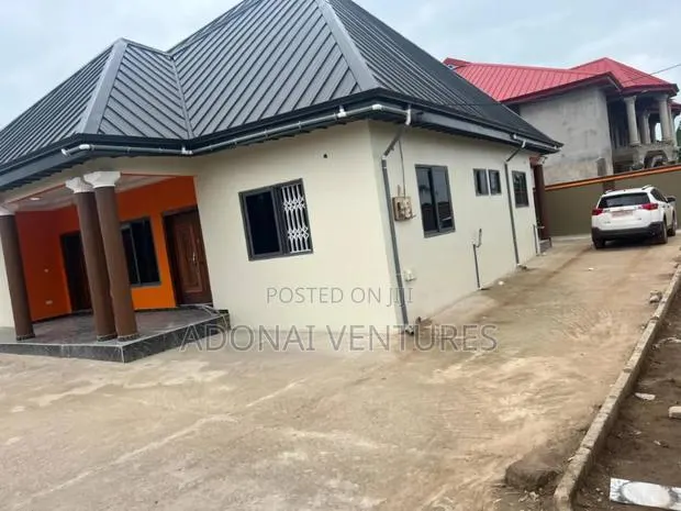3bdrm House in Abuakwa Agogo, Kumasi Metropolitan for sale · Photo 1