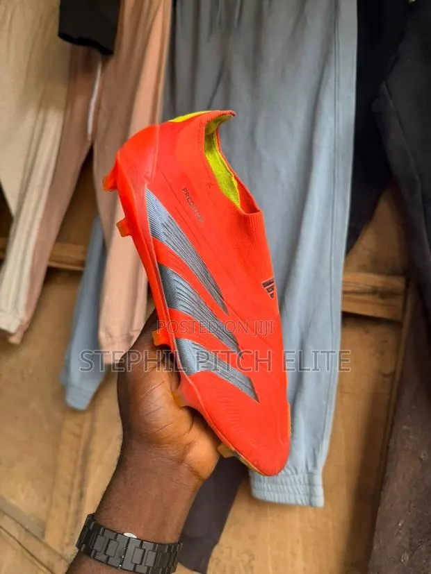 Adidas Predator · Photo 1