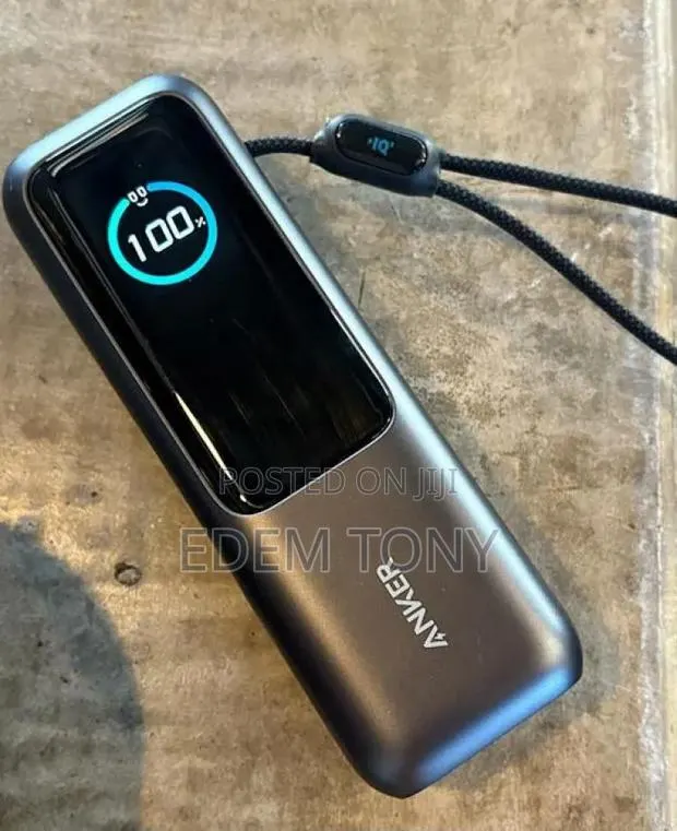 Anker Power Bank for Laptop, 25000mAh, 3 USB-C Ports,165W, · Photo 1