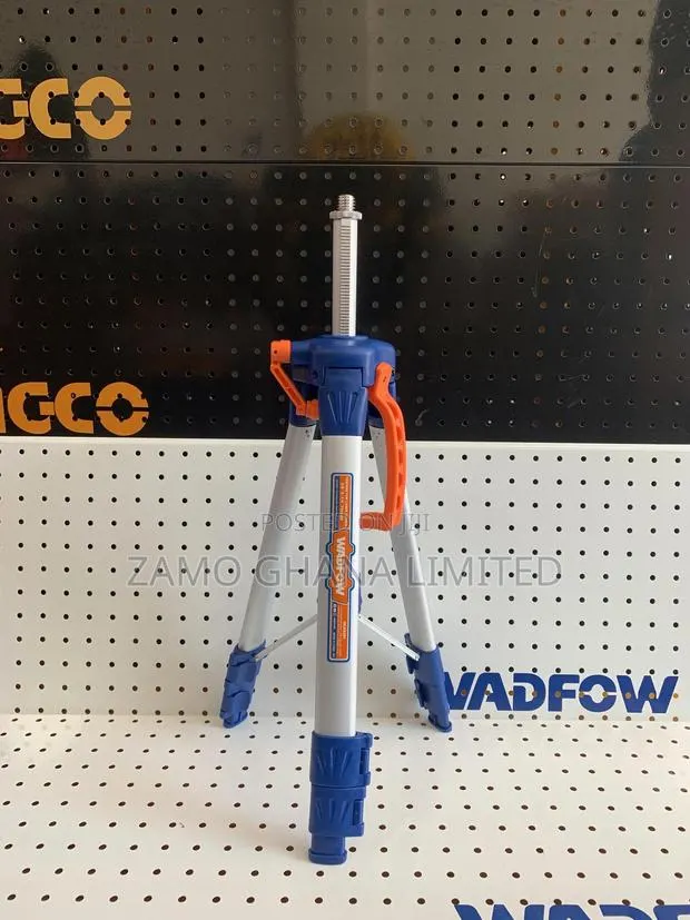 0.75kg Tripods for Laser Levels - Wle9301 · Photo 1