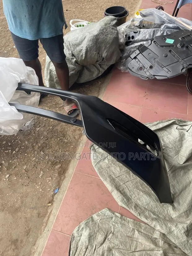 Honda Accord 18 Front Bumper · Photo 1