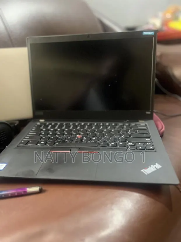Laptop Lenovo ThinkPad T490s 8GB Intel Core i7 SSD 256GB · Photo 1
