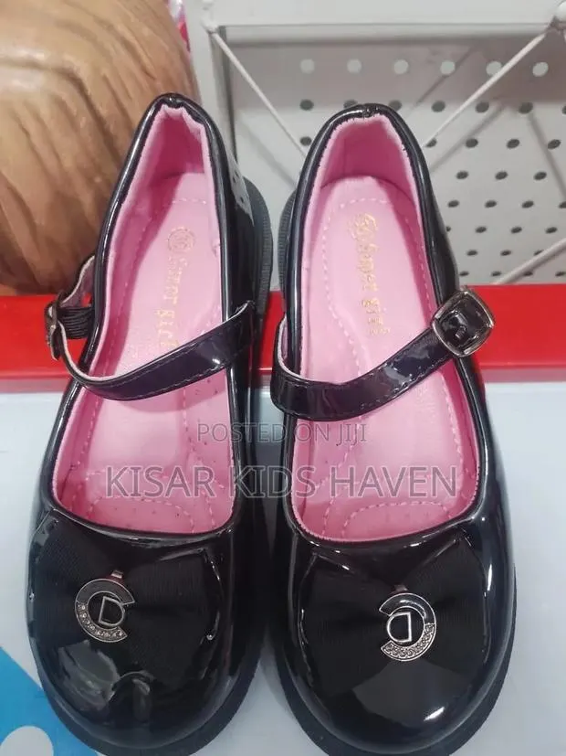 Comfortable Girls School Shoe Size 28 and 30 ( Reduced to Clear) · Photo 1