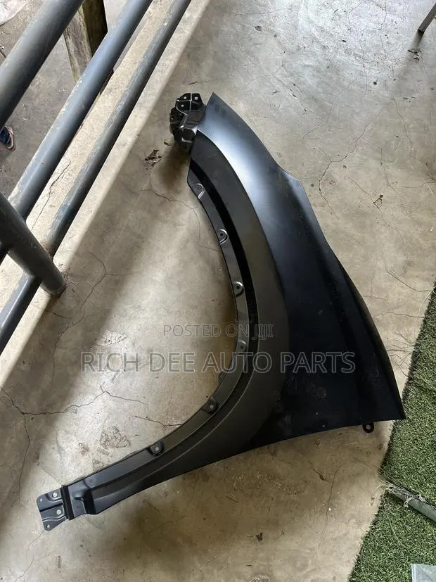 Toyota Highlander 2021-2024 Fenders · Photo 1