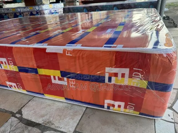 8inche One and Half Mattress for Sale · Photo 1
