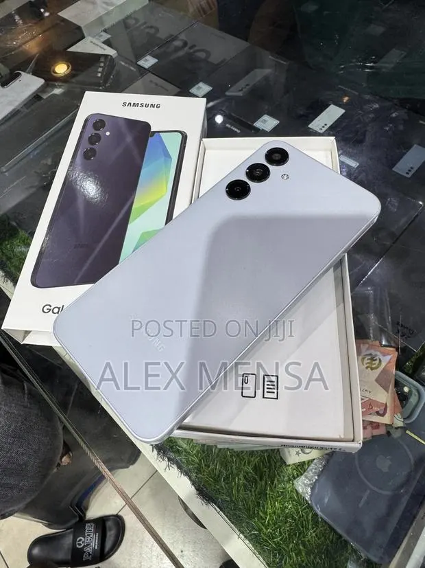 New Samsung Galaxy A16 128 GB Silver · Photo 1