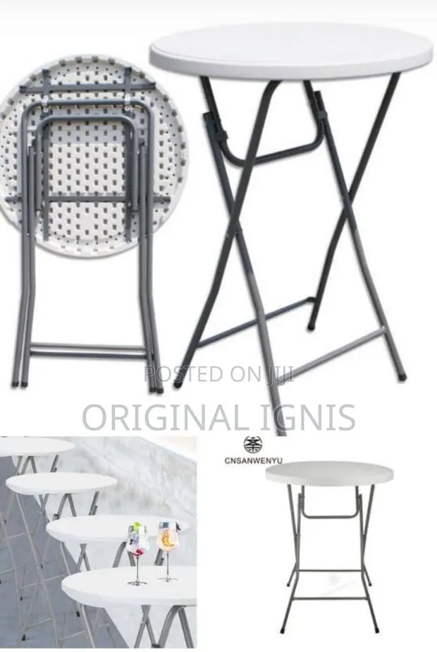 Cocktail Table · Photo 1