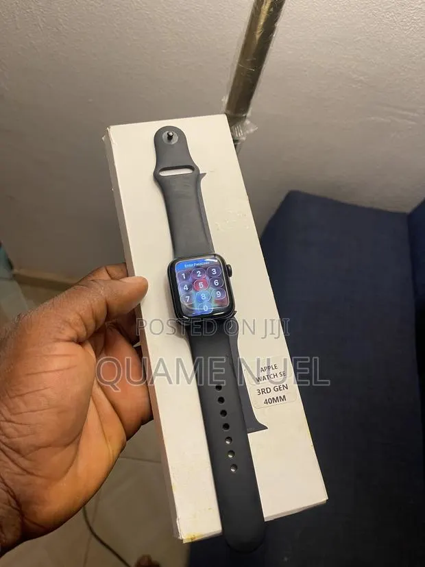Apple Watch Se 3rd Gen 40mm · Photo 1