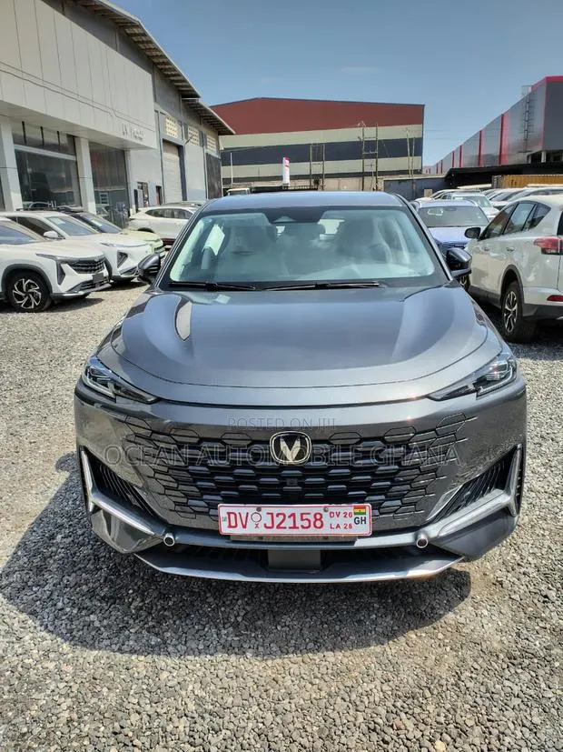 New Changan UNI-K 1.5 Hybrid FWD 2025 Gray · Photo 1