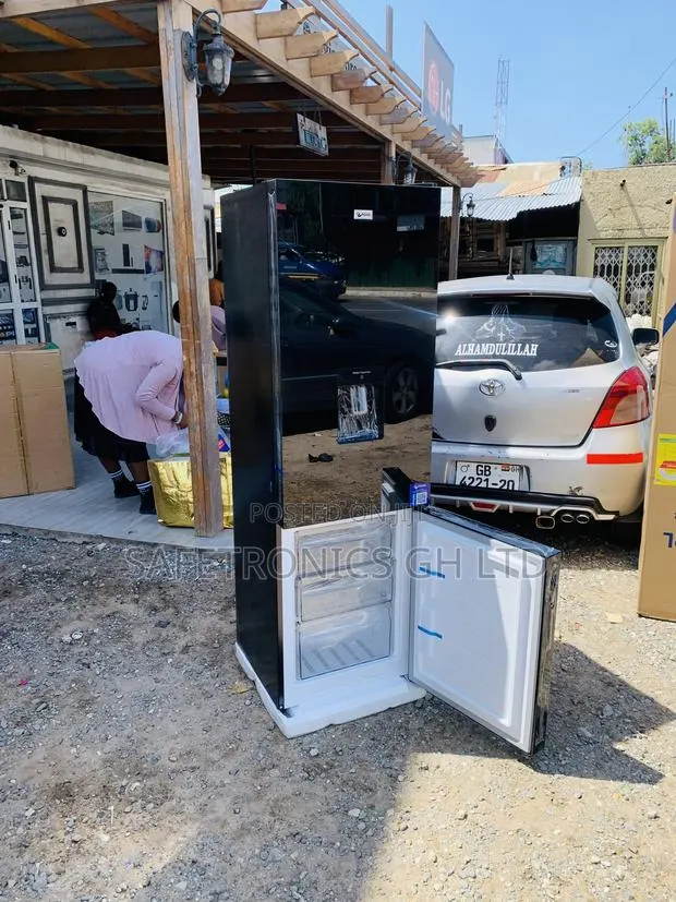 Just Buy Pearl Pf-370-13m 262-Liter, Bottom-Mount Refrigerator · Photo 1