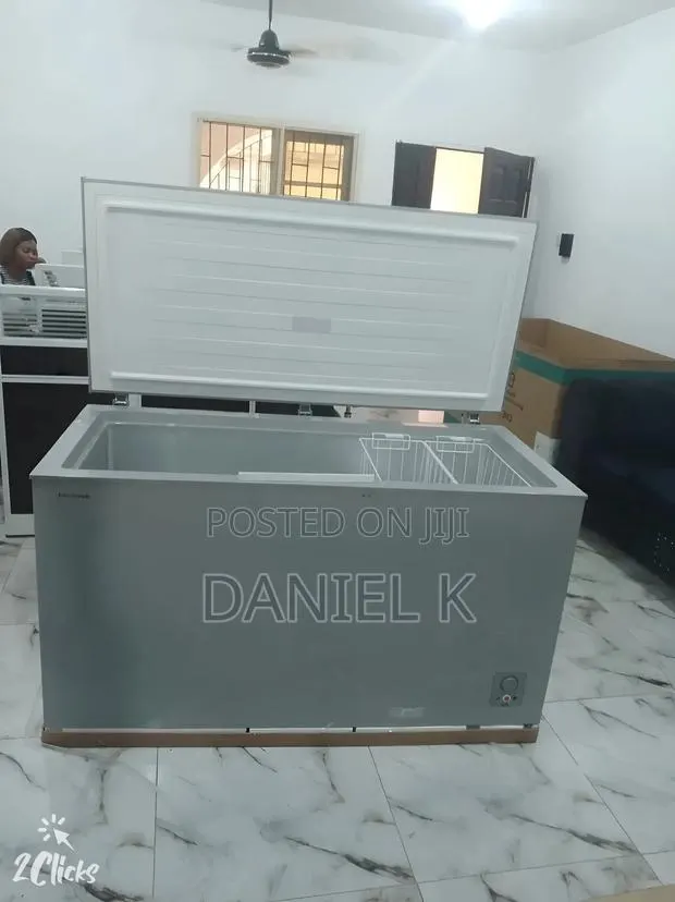 Hisense Chest Freezer 420 Litres · Photo 1
