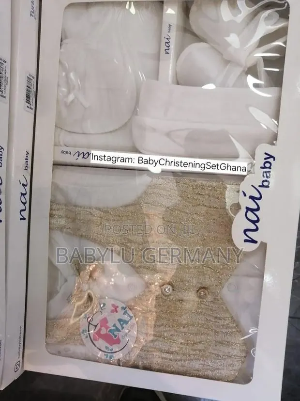 Custom Luxury Baby Christening, Baptism or Naming Ceremong Gift Set · Photo 1