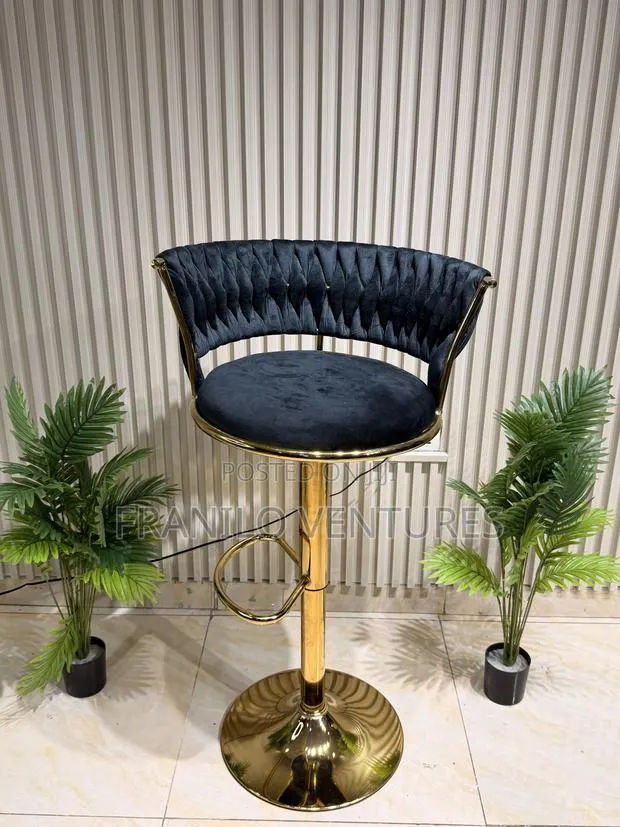 Modern Bar Chairs · Photo 1