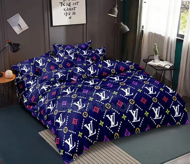 Queen/Double Size Duvet Sets · Photo 1