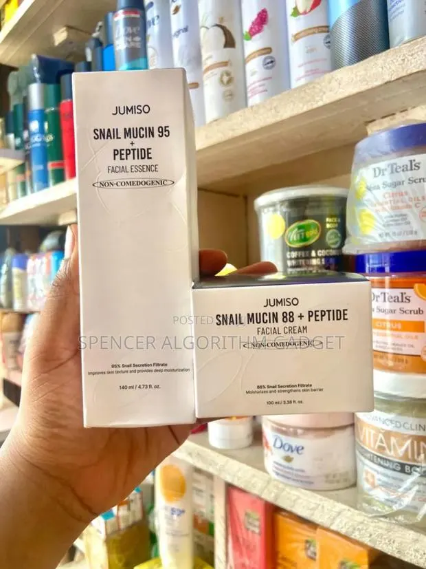 Jumiso Snail Essence and Jumiso Snail Face Cream · Photo 1