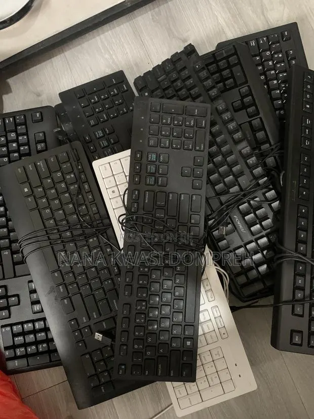 Uk Original Computer Keyboards.100% Premium Quality · Photo 1