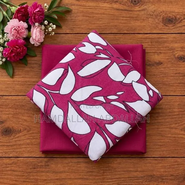 Plain and Pattern Fabric · Photo 1