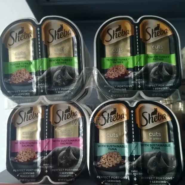 Sheena Cuts Cat Food · Photo 1