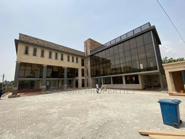 Commercial Property for Sale at West Land. · Photo 1