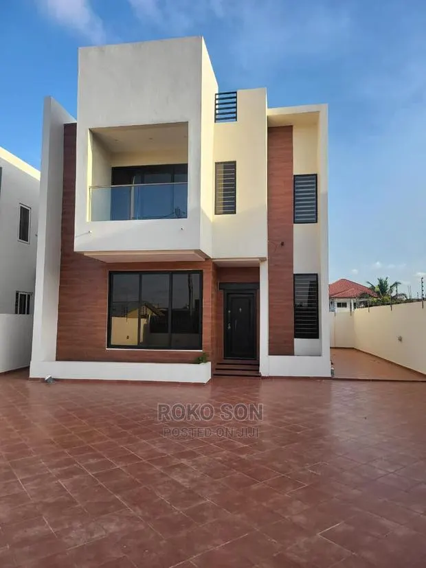 4bdrm Duplex in Dr Roko, Accra Metropolitan for sale · Photo 1