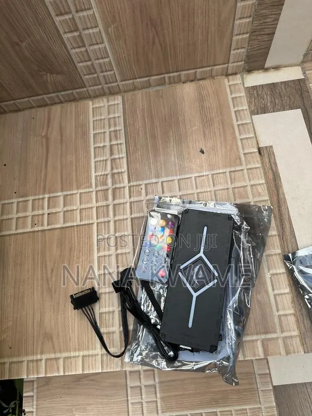 Argb Hub With Remote Control · Photo 1