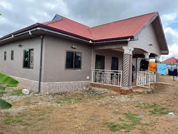 4bdrm House in Ejisu Donaso for sale · Photo 1