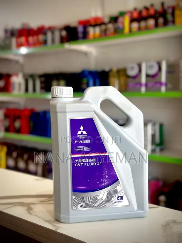 Mitsubishi Motors Genuine CVT Fluid J4 · Photo 1