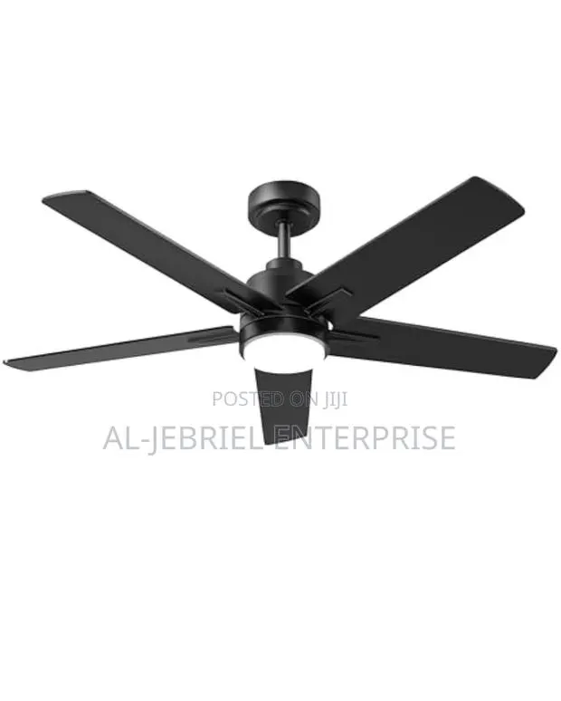 Wooden 5 Blades Ceiling Fan With Light · Photo 1