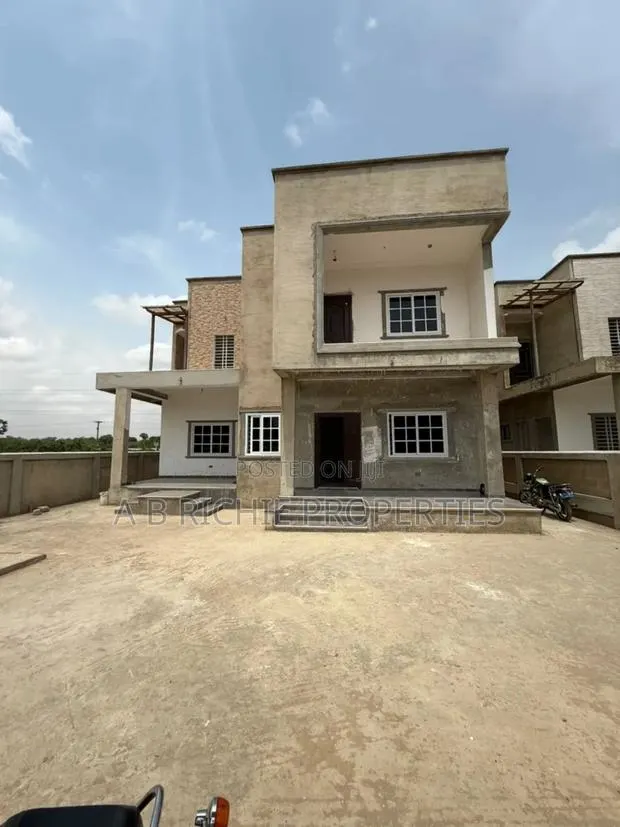 4bdrm House in Ab Richie Properties, Papao for sale · Photo 1