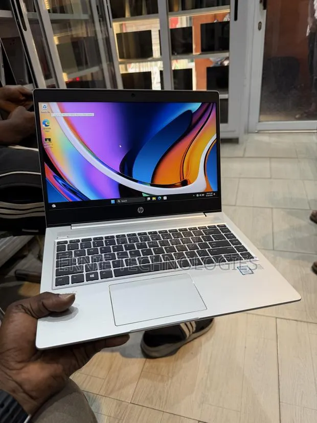 Laptop HP ProBook 440 G6 8GB Intel Core i5 SSD 256GB · Photo 1