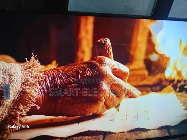 Samsung 43-Inch Smart Led Television for Smart Living · Photo 1