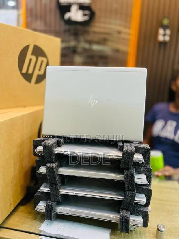 New Laptop HP EliteBook 745 G6 8GB Intel Core I7 SSD 256GB · Photo 1