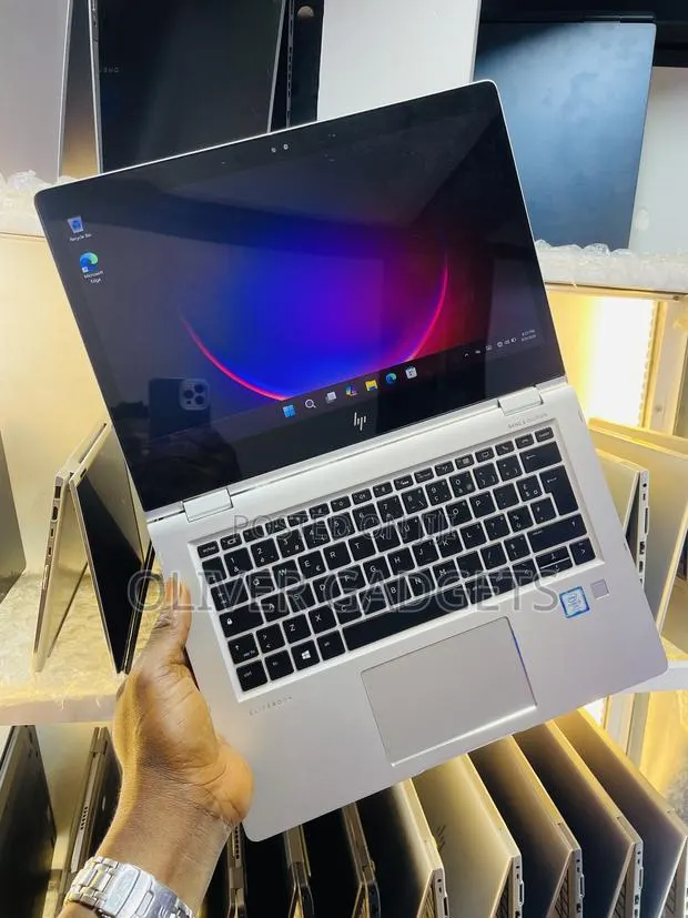 Laptop HP EliteBook X360 1030 G2 8GB Intel Core i5 SSD 256GB · Photo 1