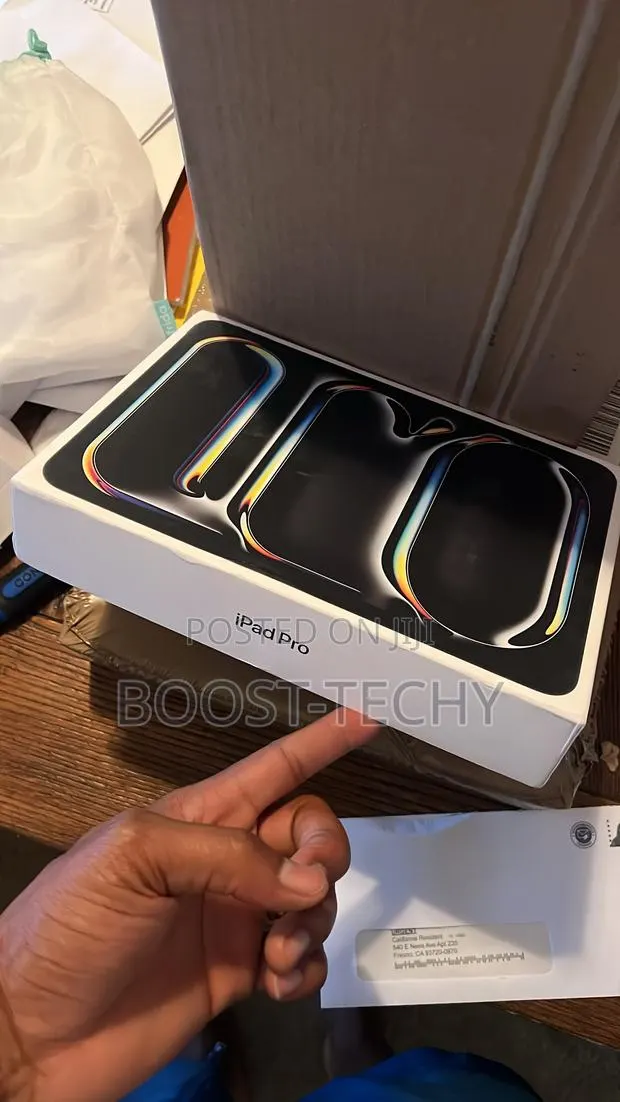 New Apple iPad Pro 11 (2025) 256 GB Black · Photo 1