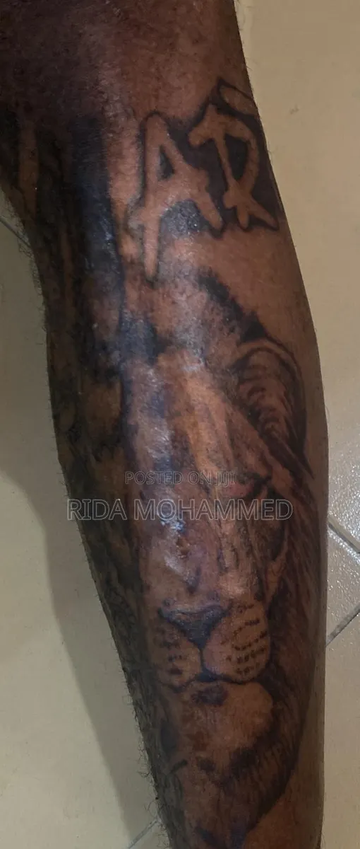 Tattoo Artist · Photo 1