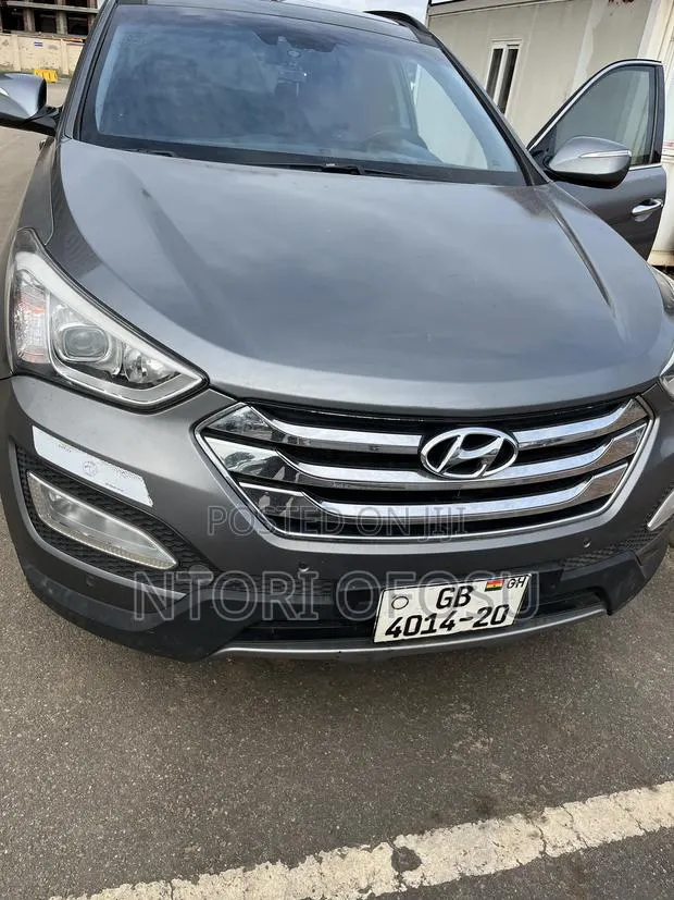 Hyundai Santa Fe 2014 Gray · Photo 1
