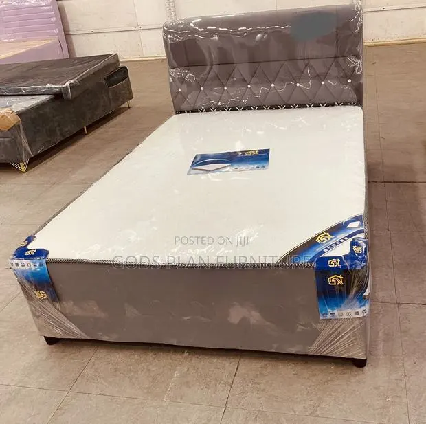 Double Size Bed · Photo 1