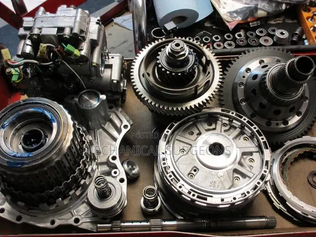 Gearbox/Transmission and 4x4 System Specialist · Photo 1
