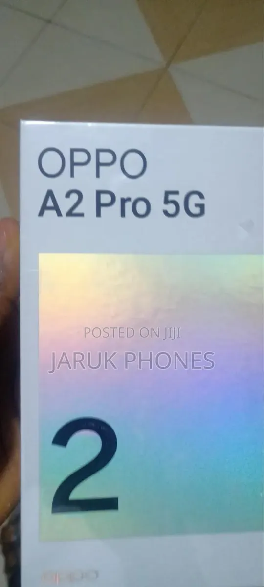 New Oppo A2 Pro 256 GB Purple · Photo 1