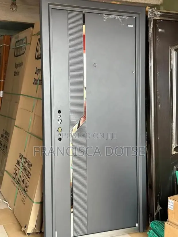 Royal Sed Door Set · Photo 1