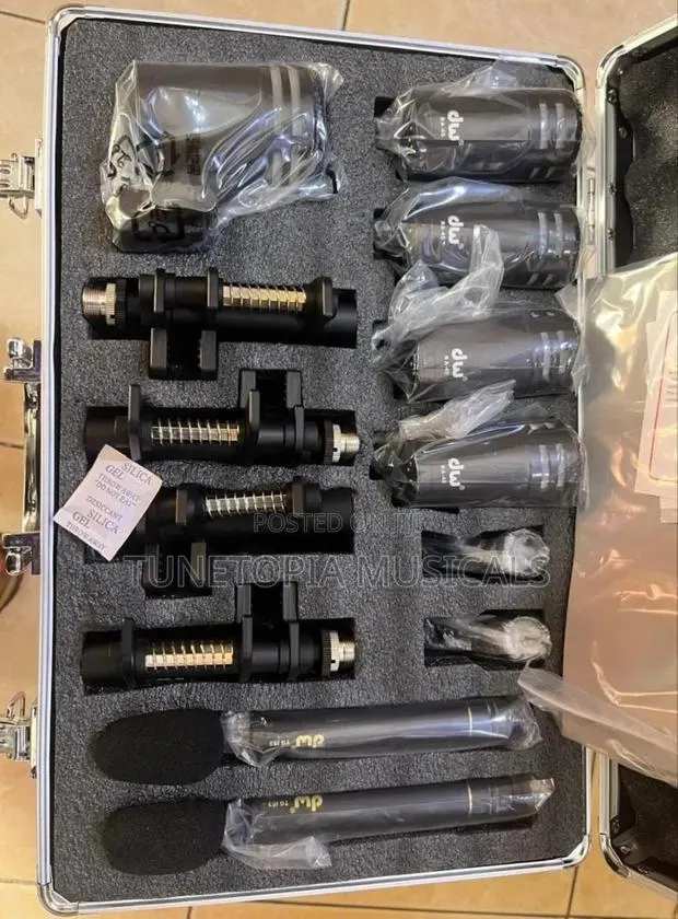 Dw 7-Piece Drum Microphone Kit. · Photo 1