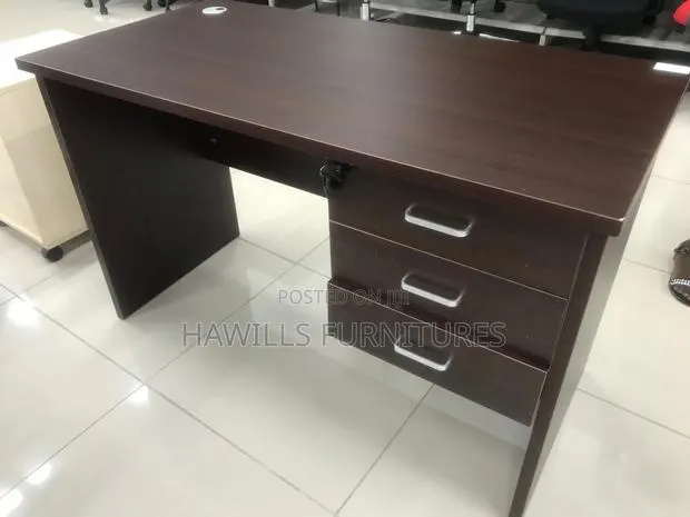 Office Table · Photo 1