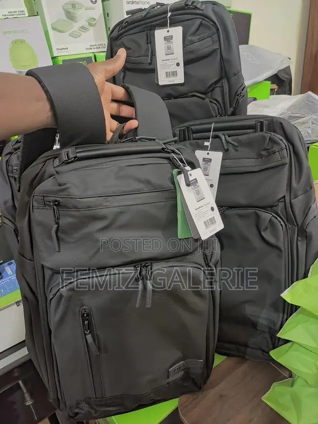 Oraimo Spaceflow Spacious Waterproof Backpack · Photo 1