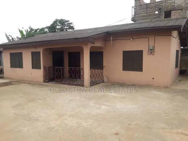 2bdrm House in Homxtra Real Estates, Mile 7 for rent · Photo 1