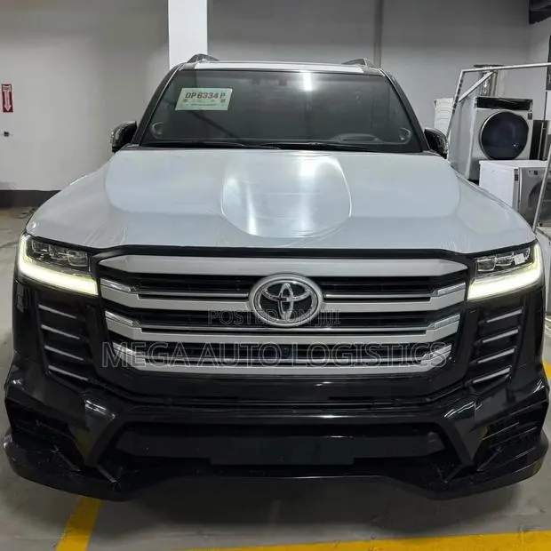 New Toyota Land Cruiser 2026 Black · Photo 1
