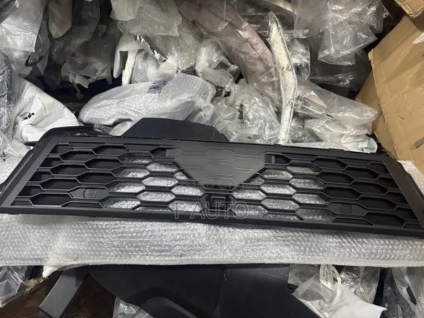 Mitsubishi Eclipse 2022,2023,2024,2025 Front Bumper Down Net (Grill) · Photo 1