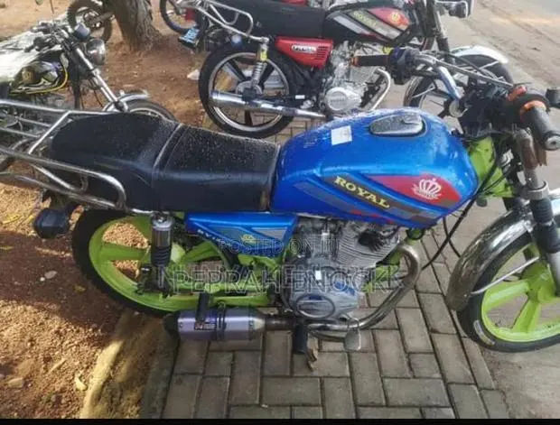 Royal RY125 2021 Green · Photo 1