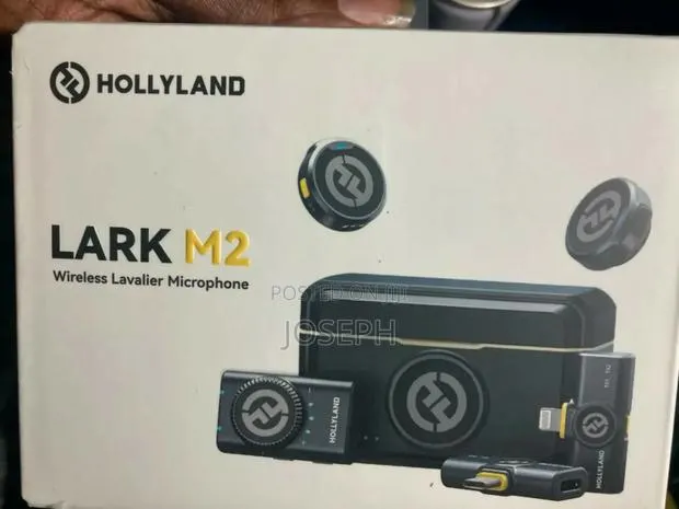 Hollyland Lark M2 Wireless Microphone · Photo 1